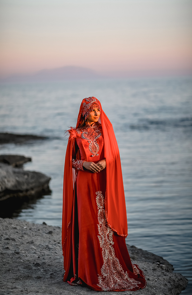 Ayperi Bindallı ve Kaftan